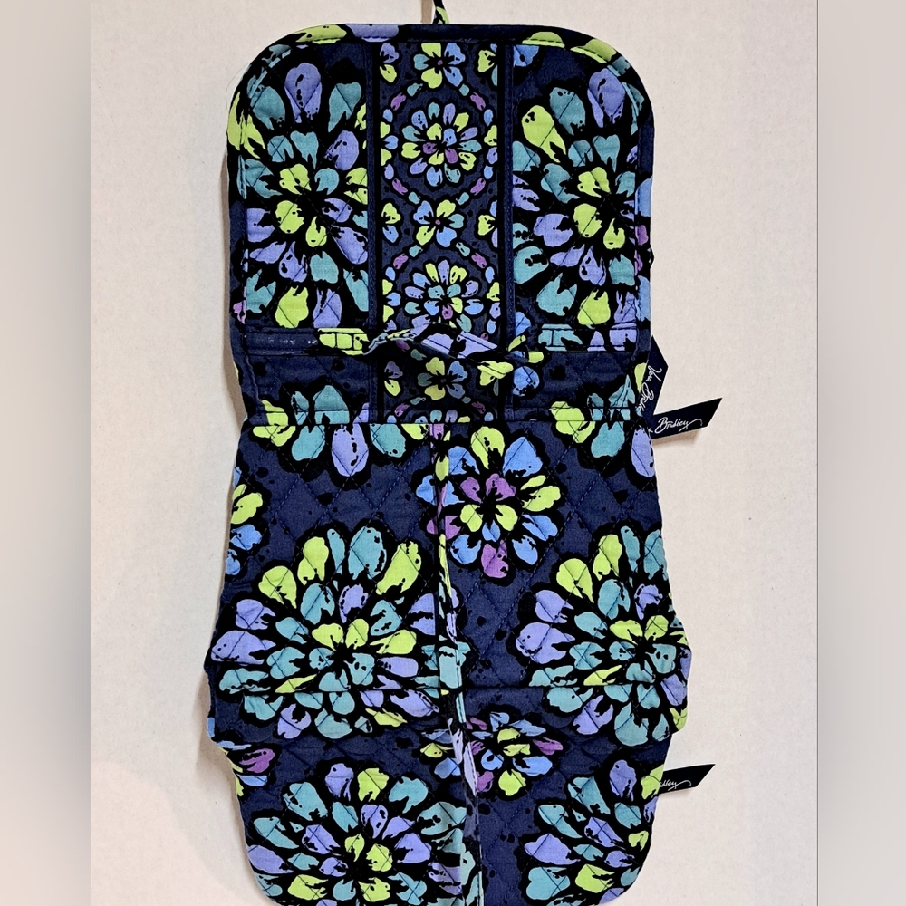 Vera Bradley Hanging Travel Toiletry Organizer - Picture 7 of 10